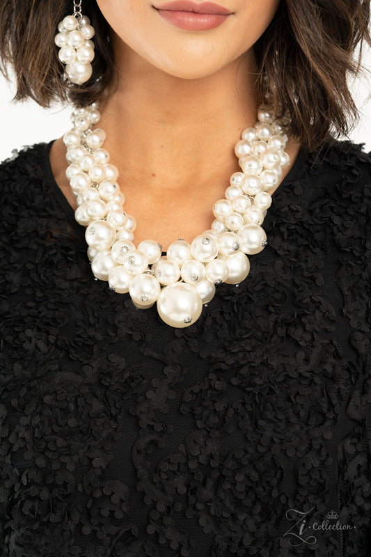 VINTAGE Regal Zi 2020 Collection Necklace