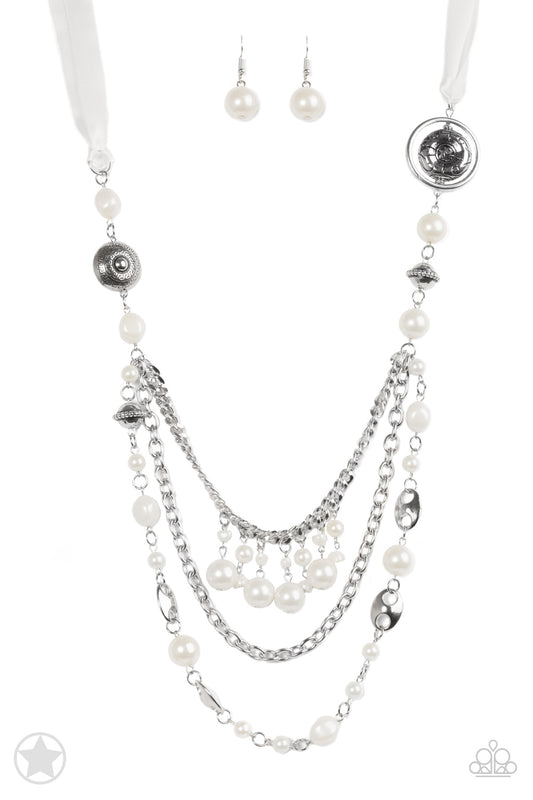 All the Trimmings Ivory Necklace