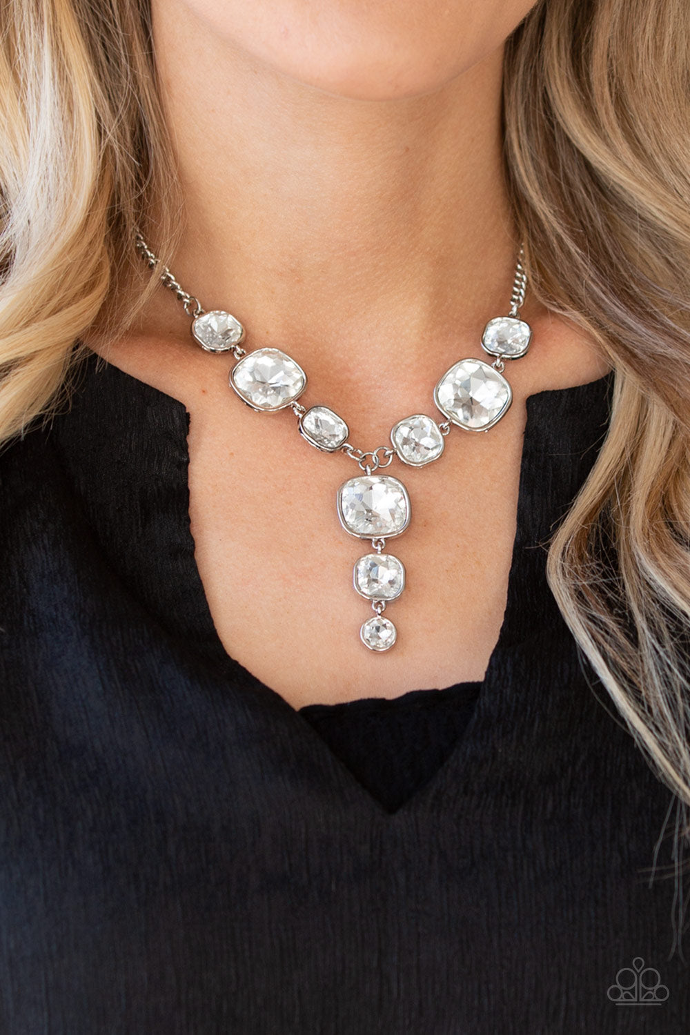 Legendary Luster White Necklace Set