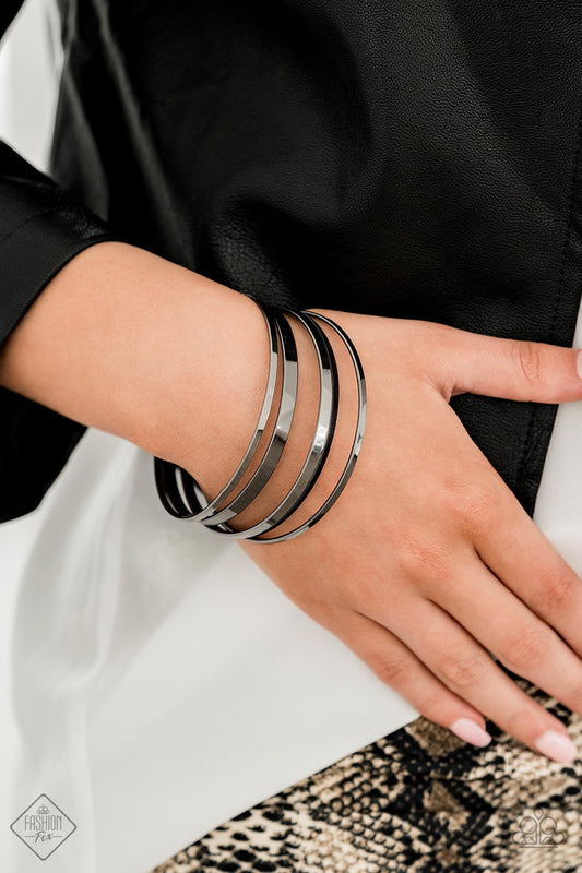 Ensnared Black Bracelet (March 2020 Fashion Fix M.M.)