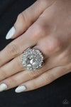 Show Glam White Ring