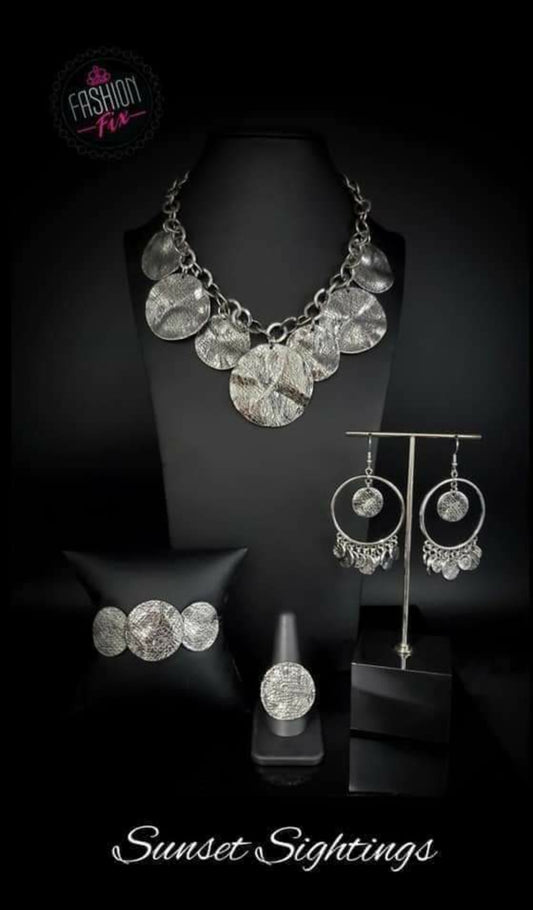 June 2020 Fashion Fix Sunset Sightings Set: Necklace and Ring ONLY