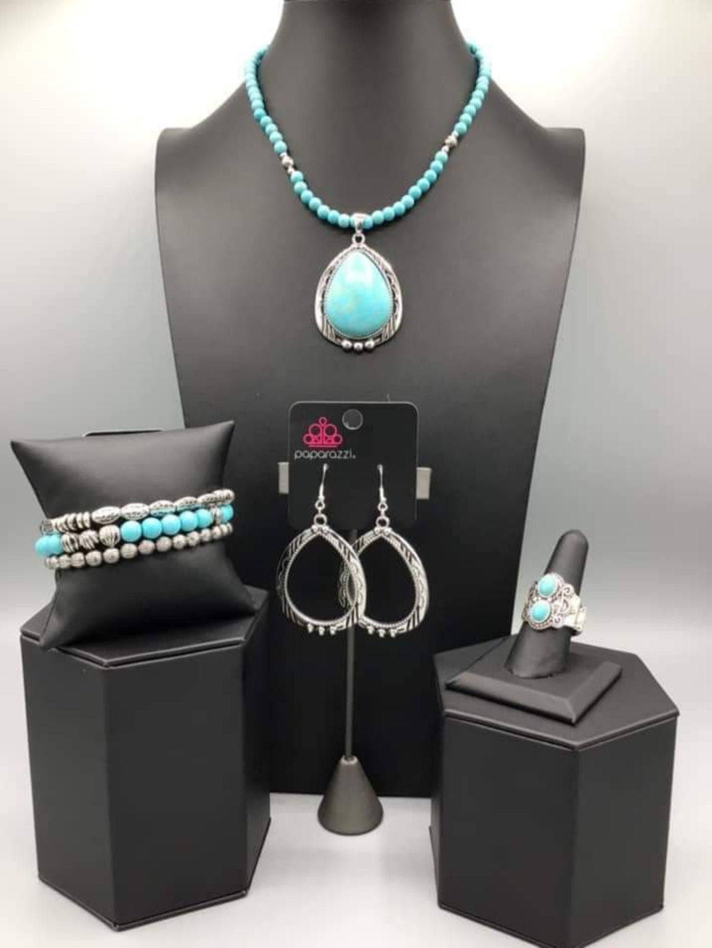 February 2021 Simply Santa Fe Fashion Fix Collection