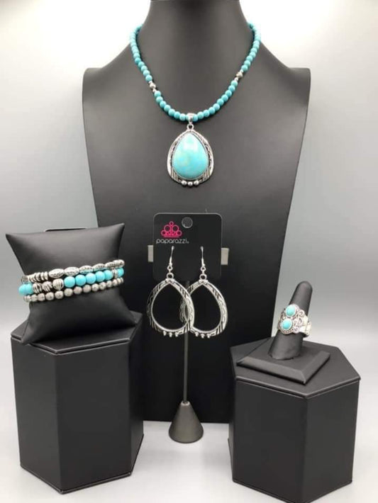 February 2021 Simply Santa Fe Fashion Fix Collection