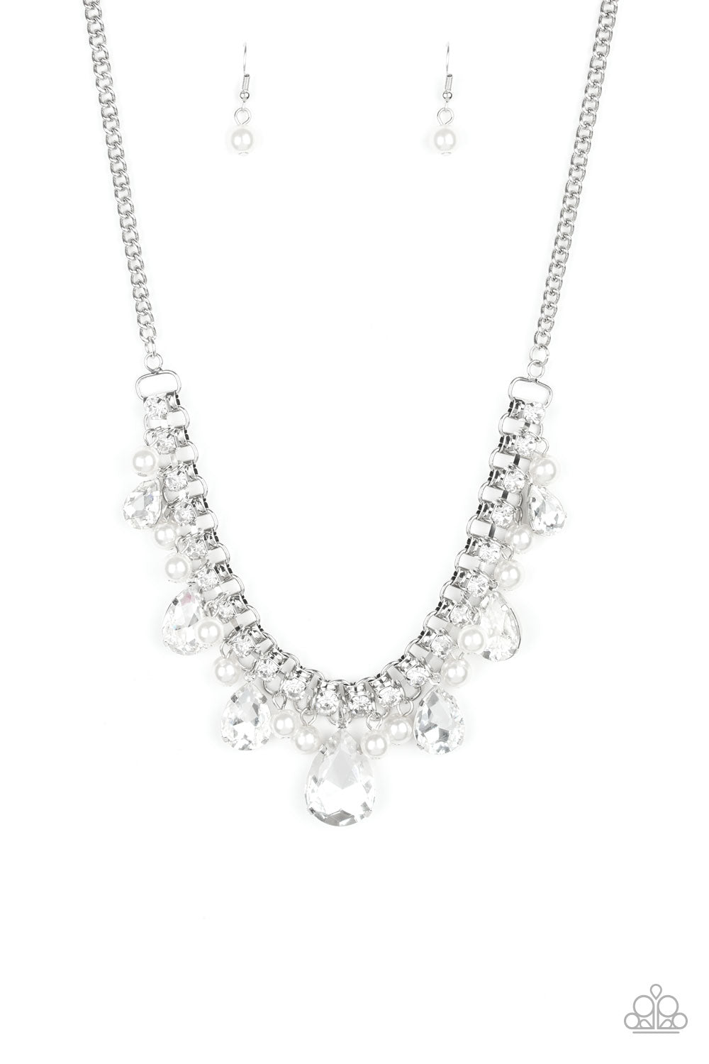 Knockout Queen White Necklace Set