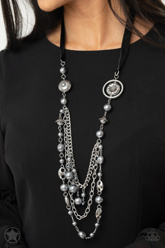 All the Trimmings Black Necklace