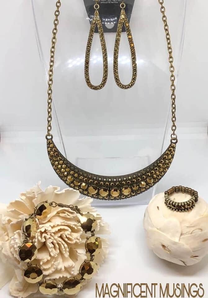 August 2020 Magnificent Musings Fashion Fix Collection