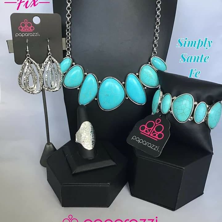 September 2020 Simply Santa Fe Fashion Fix Set